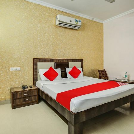 Hotel O Royal Mohali Extérieur photo