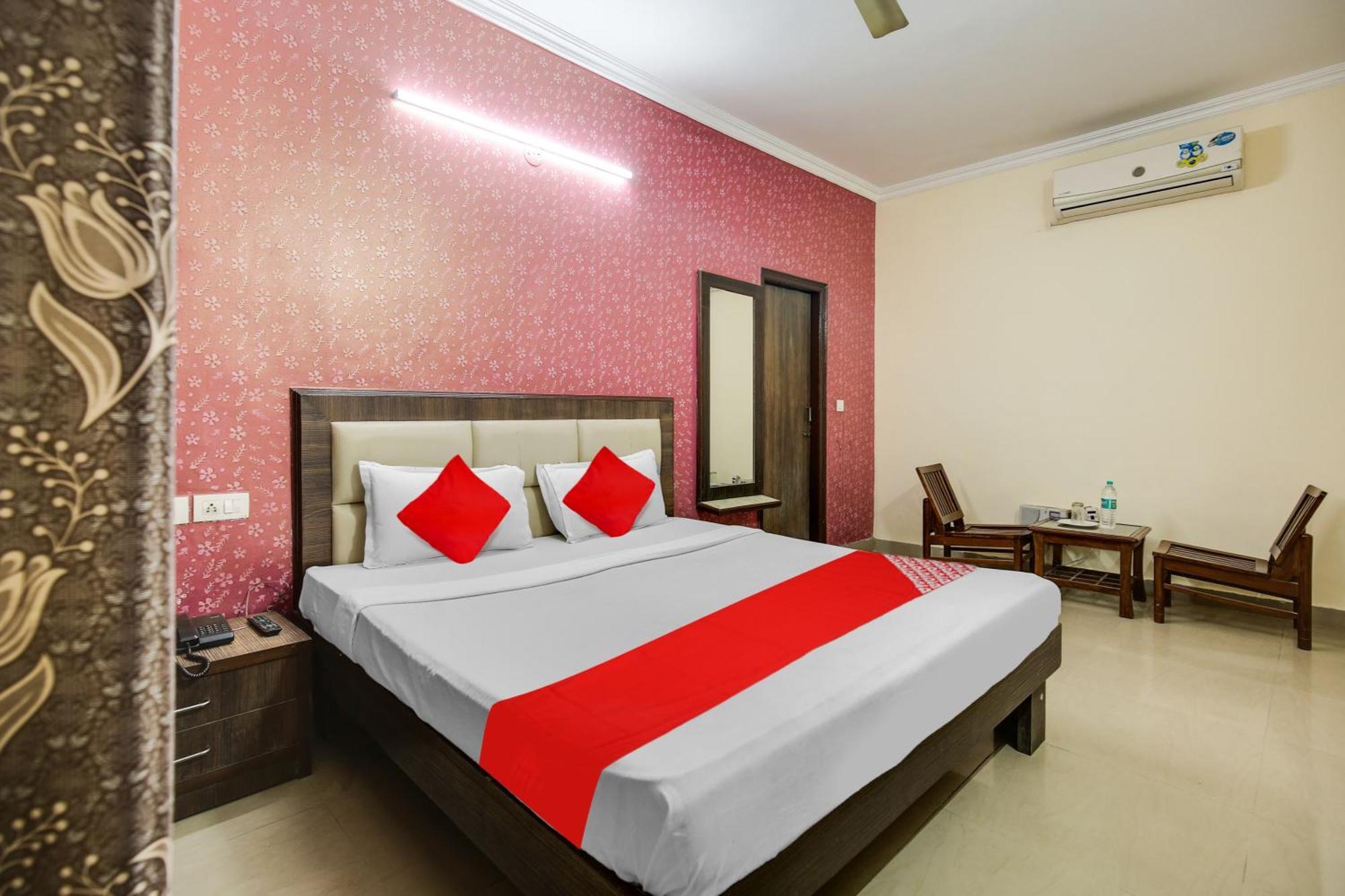 Hotel O Royal Mohali Extérieur photo