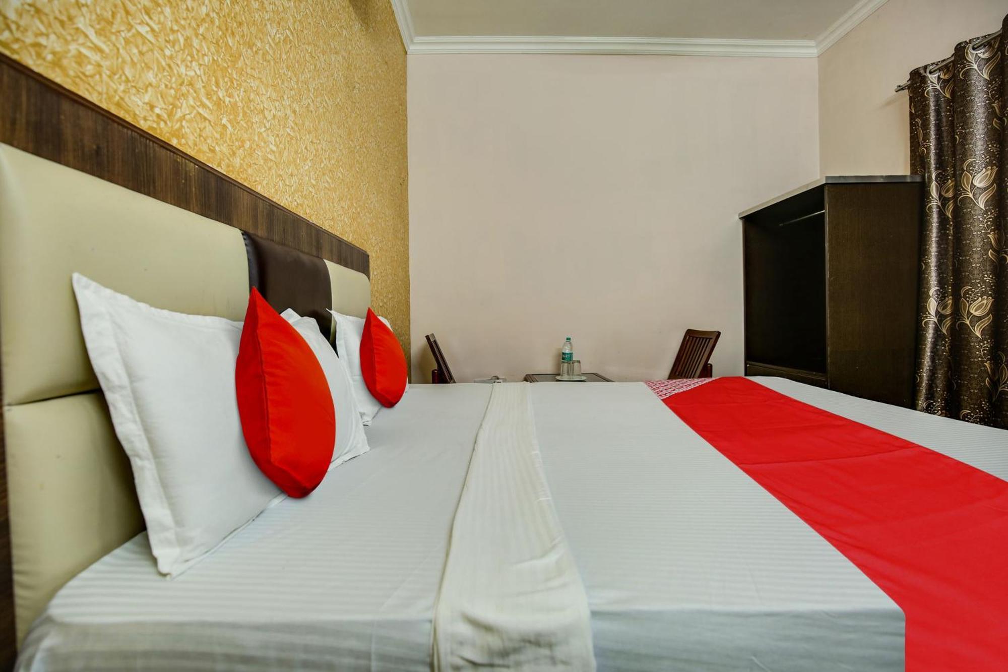 Hotel O Royal Mohali Extérieur photo